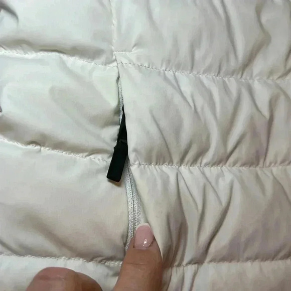 THE NORTH FACE Women's Stretch Down Hoodie Jacket White Hooded Women's Size S - Picture 9 of 16